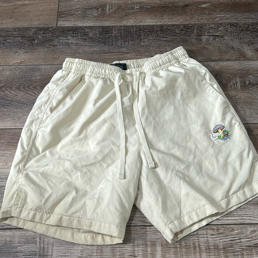 Men’s Size Small Nike Athletic Shorts